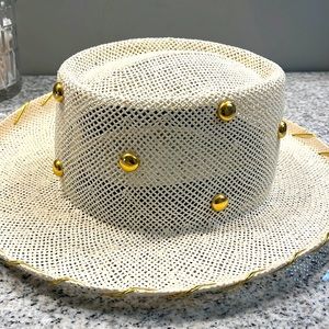 Chi Chi Straw Beach Hat NWOT
